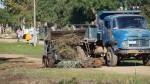 Maquinaria de la Intendencia retirando la vegetación 